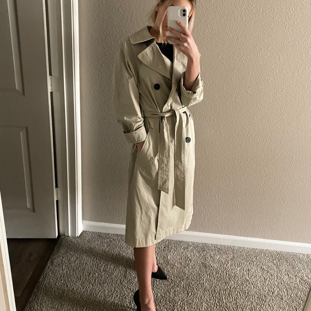 Trench coat